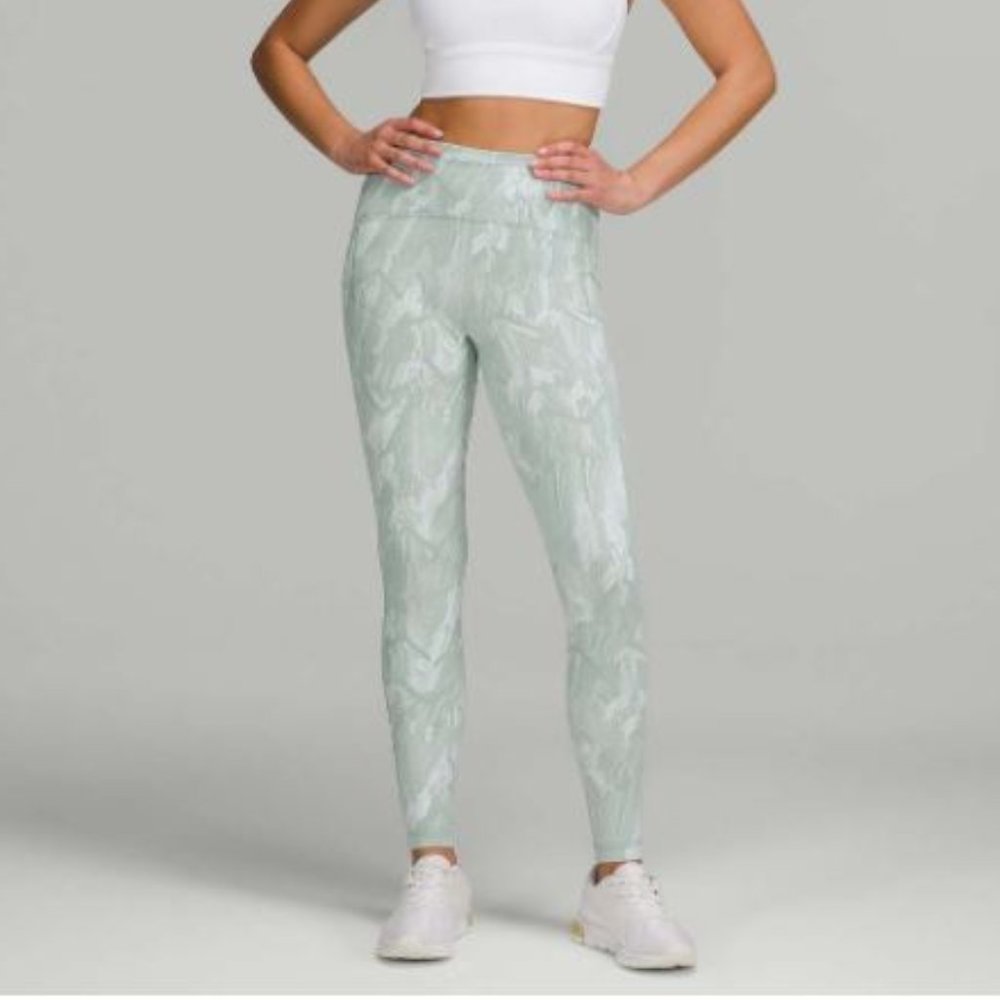 LULULEMON Swift Speed High Rise Tight 28" Size 6